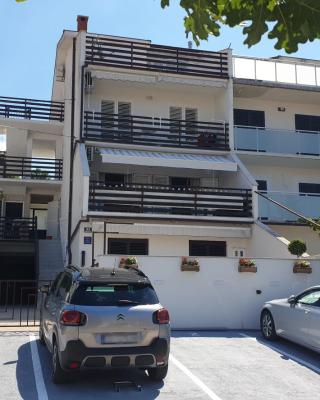 RentFox - Crikvenica