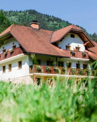 Na Logu - Farm Stay Ambrož Gregorc