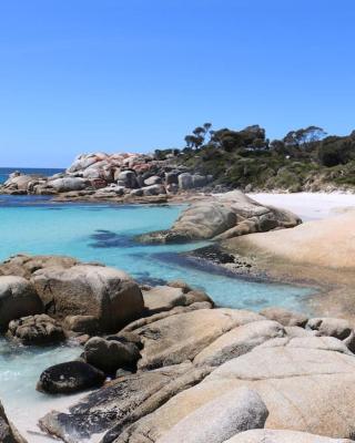 Bay of Fires - Beachfront - Sloop Cottage
