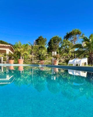 Villa La Source 83 - Room Close to St Tropez