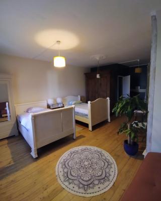 Charmante chambre dans village jurassien