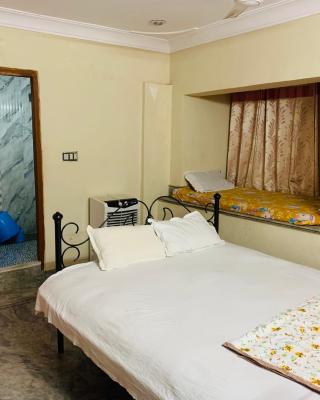 Pushpanand Guest House