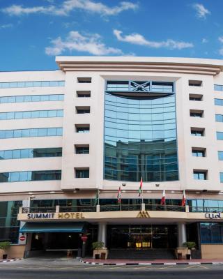 Landmark Summit Hotel