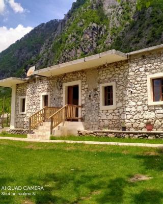 Stomici Guesthouse