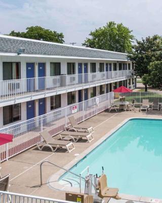 Motel 6-Goodlettsville, TN - Nashville