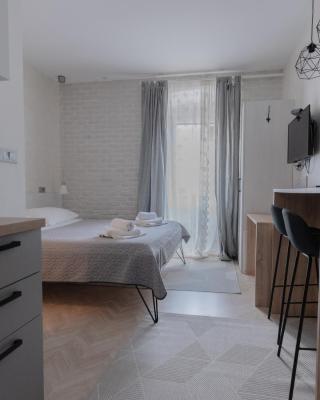 L&B Old Town Studio Apartments