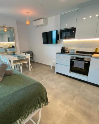 NEW Luxury Sunrise Oceanview Aparthotel in Gibraltar