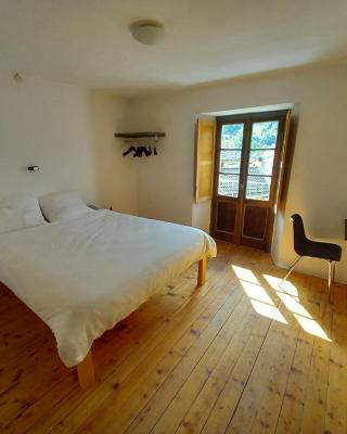 Room in Apartment - Casa Coerente Cavergno Single room 2