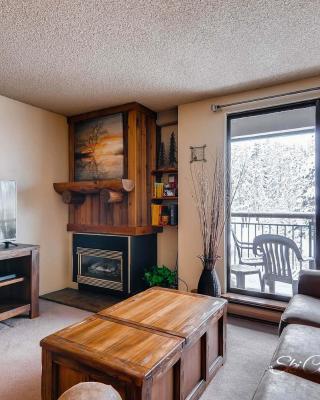 Perfect Mountain Getaway On The Slopes with Onsite Summer Hiking Trails, Walk to Town TE315