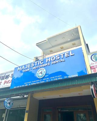 Majestic Hostel - Tour & Motorbike Rental