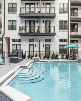 Luxury Condo in Ybor City Tampa w/Pool access