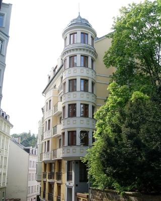 Karlovy Vary, Dům u Máří Magdalény - 100 m od Vřídla