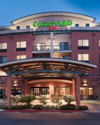 Courtyard Los Angeles Burbank Airport