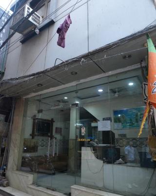 Hotel Ashirwad near New Delhi Railway Station, Paharganj