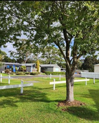 Strahan Beach Tourist Park