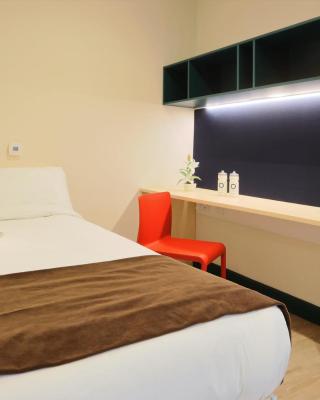 JOIVY Affordable Dublin Parkgate - Adults only