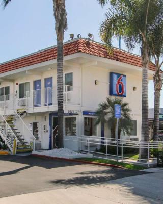 Motel 6-La Mesa, CA - San Diego