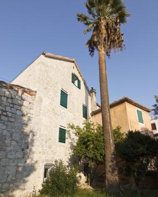 Bed & Breakfast Vila Baguc