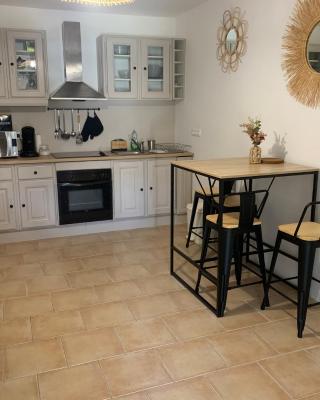 Studio tout équipé de 27m2, à 100m de la mer, et 500m des commerces