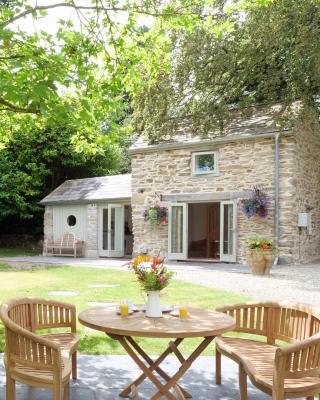 Pinetum Garden Cottages