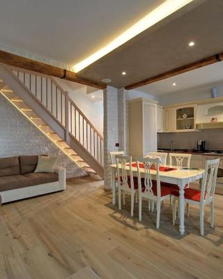 Vicolo Mincio Home