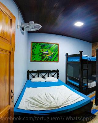 Hostel Tortuguero 7BackPackers