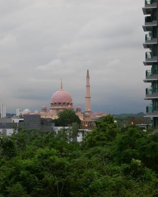 Jome Putrajaya Presint 8 Natural Homestay