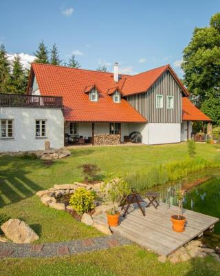 COUNTRY HOUSE Tisá