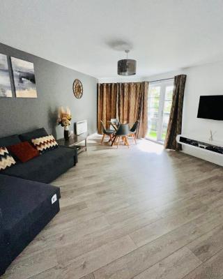 Luxury Apartments - Wallis Square, Farnborough