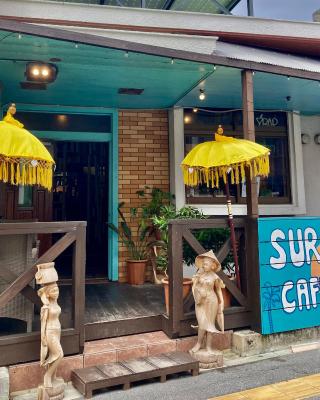 Surfer's Cafe& Hostel