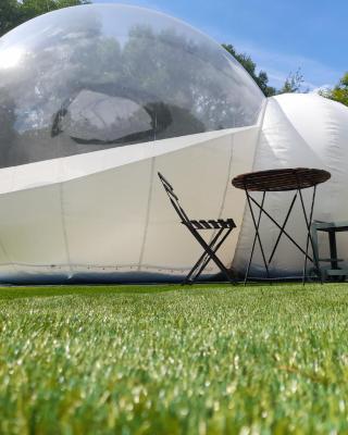 Nuit insolite dans une bulle avec jacuzzi privatif