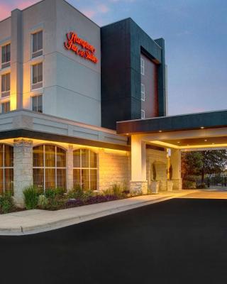 Hampton Inn & Suites-Austin Airport