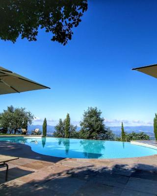 Detached villa for 6-pers with outdoor swimming pool