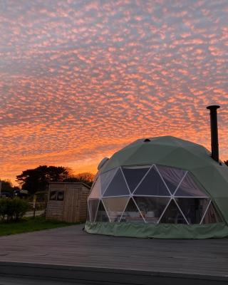 Glamping Dome Elysian Fields