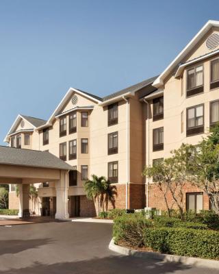 Hampton Inn & Suites Tarpon Springs