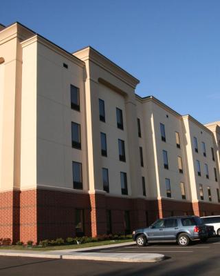 Hampton Inn & Suites-Knoxville/North I-75