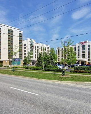 Homewood Suites by Hilton Toronto Airport Corporate Centre