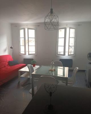 T2 55m2 Avignon intra muros