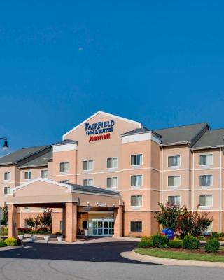 Fairfield Inn and Suites South Hill I-85