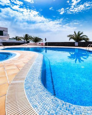 Casa Costa Esmeralda-shared pool