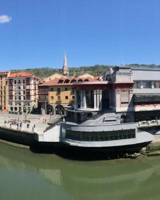 Old Town & River (Casco Viejo Bilbao) E-BI 1138