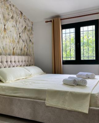 Hibroj Guesthouse