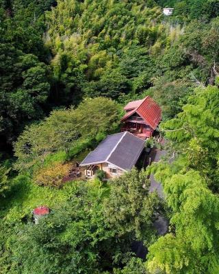 Sunny Side Cottage