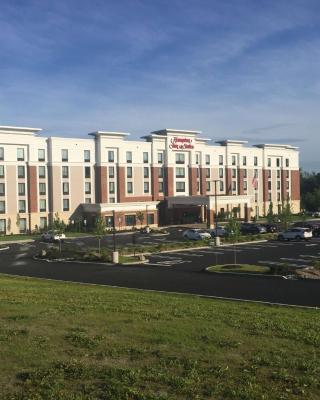 Hampton Inn & Suites Newburgh Stewart Airport, NY