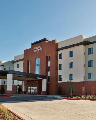 Hampton Inn & Suites Sacramento at CSUS