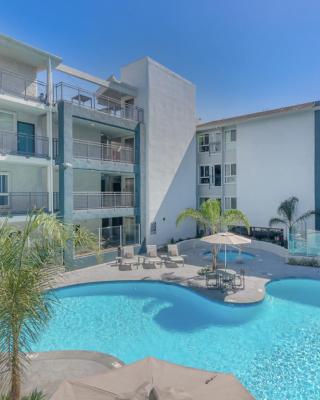 Luxury Oasis in West Hollywood:Free Parking & Swimming pool
