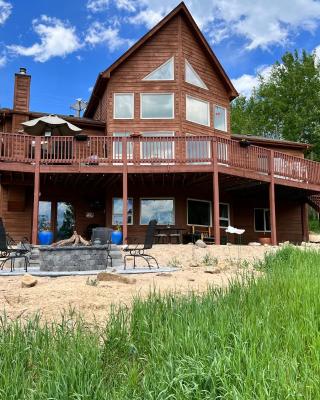 Meandering Moose Apartment