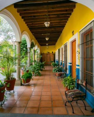 La Casa de los Patios Hotel & Spa