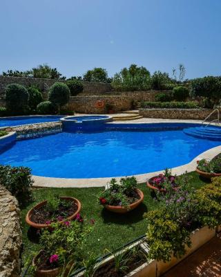 Gozo Spacious Apartment with Large Communal Pool