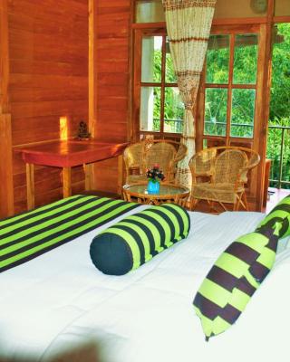 Green cottage Ella